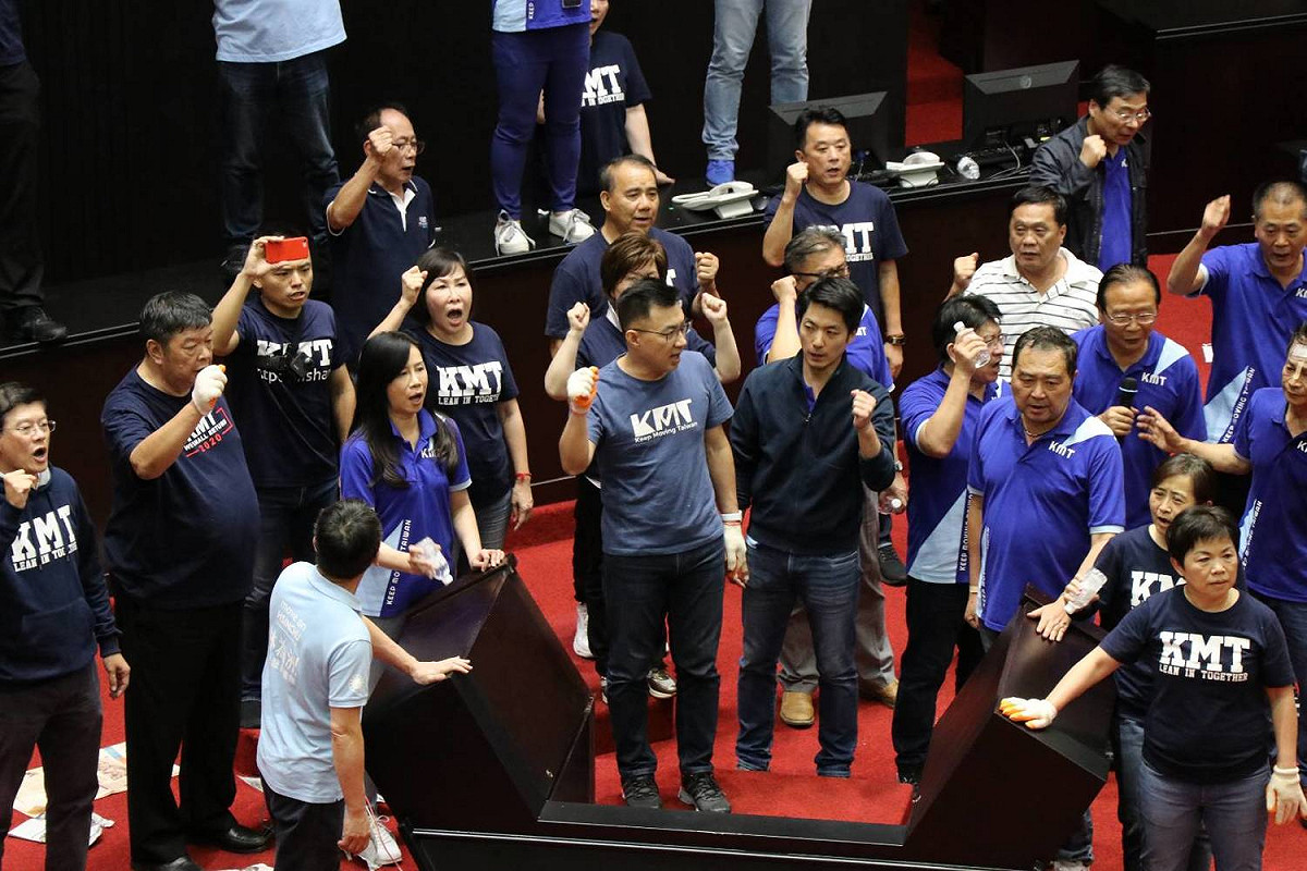國民黨團表達抗議。 圖：謝孟華／攝