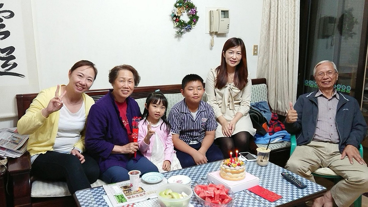 板橋區市級模範父親彭朝炫多才多藝、能文能武。  圖：板橋區公所提供