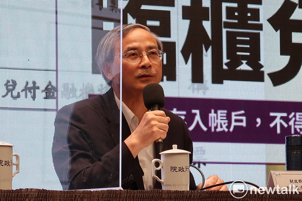 財政部次長阮清華 圖：林朝億/攝