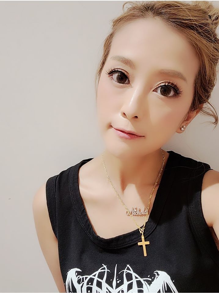 42歲香港三級片女神林雅詩日前怒公開小三照片。 圖：翻攝林雅詩臉書粉絲專頁