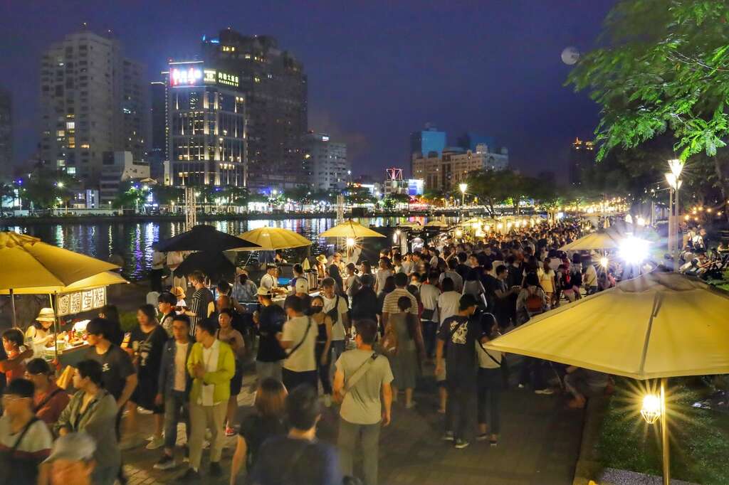 旗津、蓮池潭和愛河3個水域景點在暑期都有活動，共度夏日狂歡。 圖：翻攝自高雄旅遊網