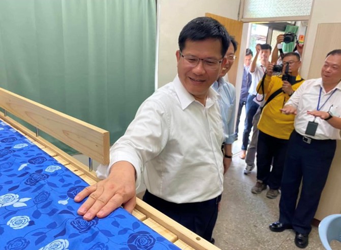 林佳龍稍早於臉書發文公布七大交通安全政策。 圖：翻攝自林佳龍臉書粉絲專頁