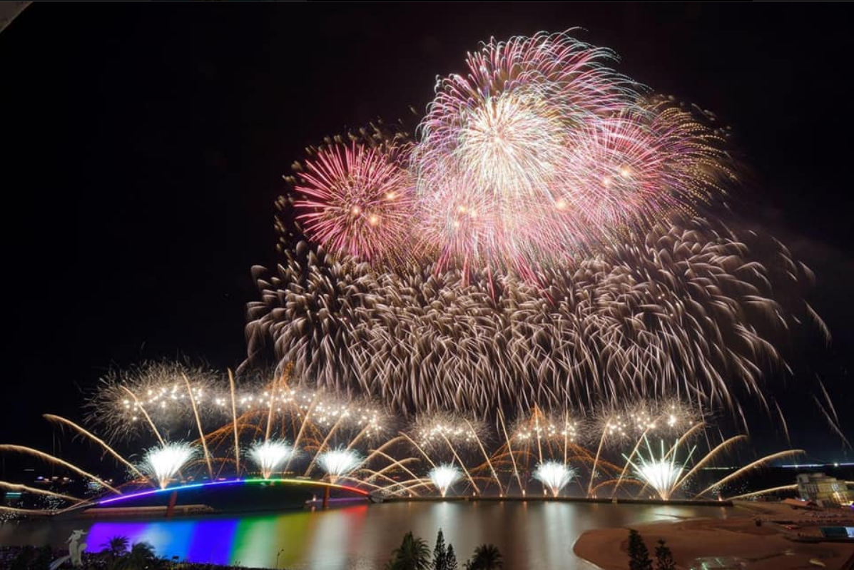 澎湖今年最後一場煙火將在9/29施放，長達999秒。（煙火示意圖） 圖：翻攝自澎湖縣長賴峰偉臉書