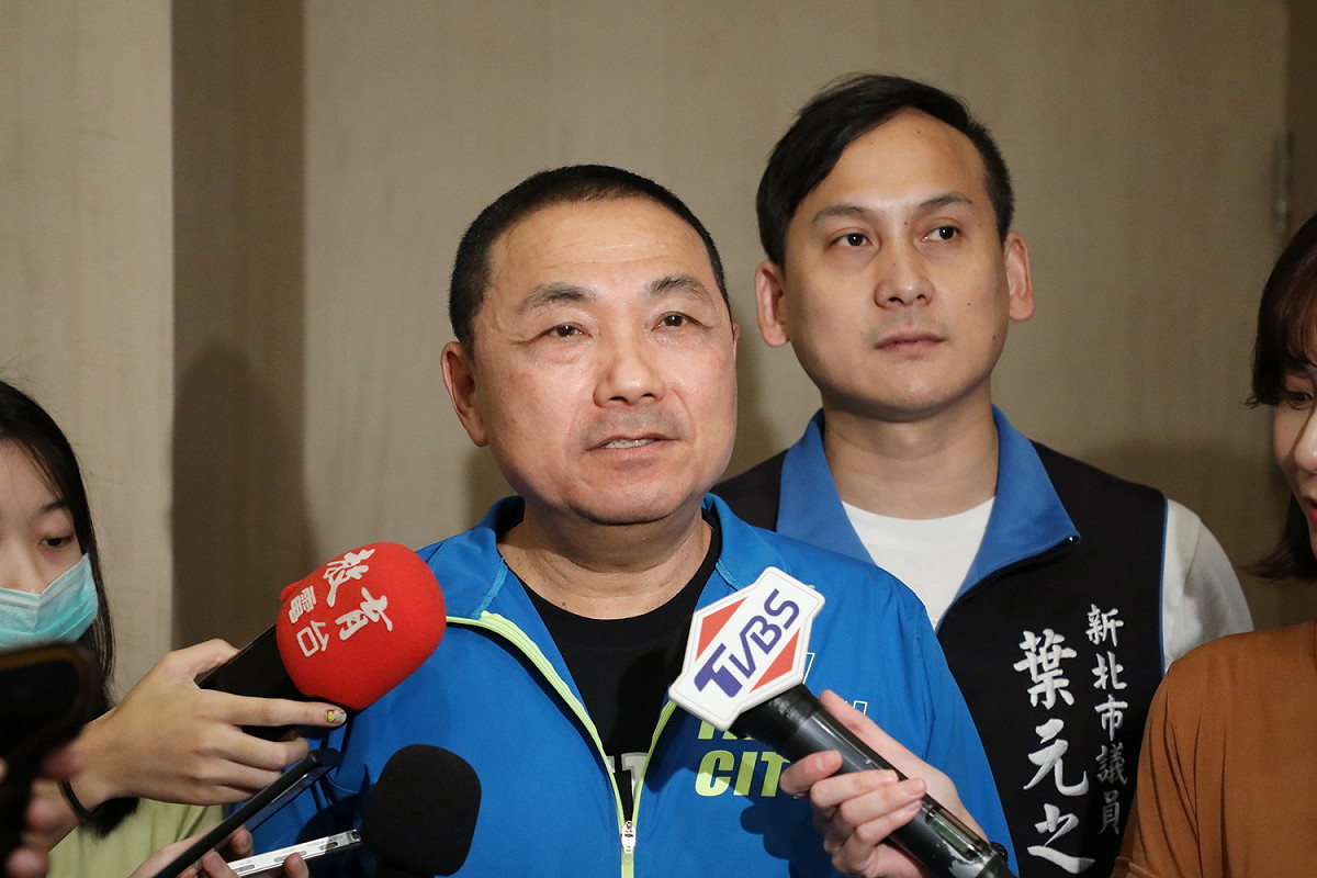 侯友宜被問到未來動向時，回答「誰說一定要連任」，話有玄機。 圖：林昀真/攝（資料照）