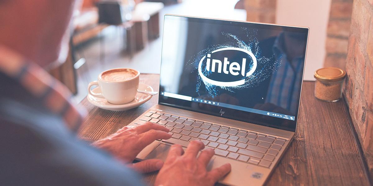 全球最大晶片製造商英特爾（intel）因7奈米製程延遲，為此宣布開除首席工程師，並進行人事重組，以追上進度。 圖：取自官方臉書