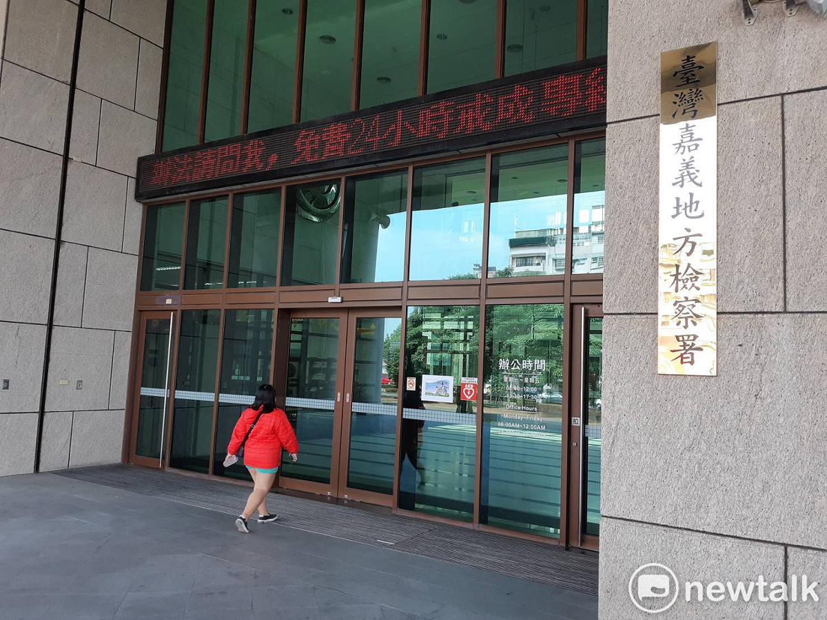 嘉義地檢署破獲設置機房詐騙港、陸民眾的集團。 圖：蔡坤龍/攝