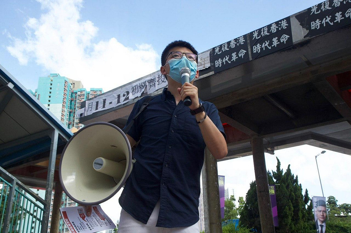 香港學運領袖黃之鋒14歲起就致力推動香港民主，即使受到牢獄之災，也不改其志。 圖：翻攝自黃之鋒臉書