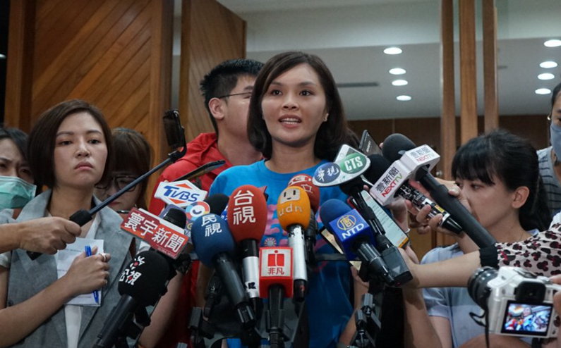 李眉蓁遭網路留言威脅，總部將報警且交由律師處理。 圖：李眉蓁競辦/提供