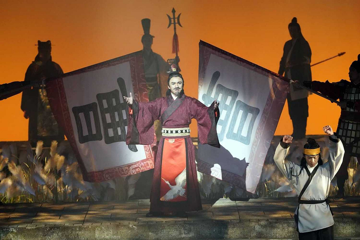 倪子鈞(小馬)在《賽貂蟬》中飾演曹操，霸氣十足。 圖：全民大劇團/提供