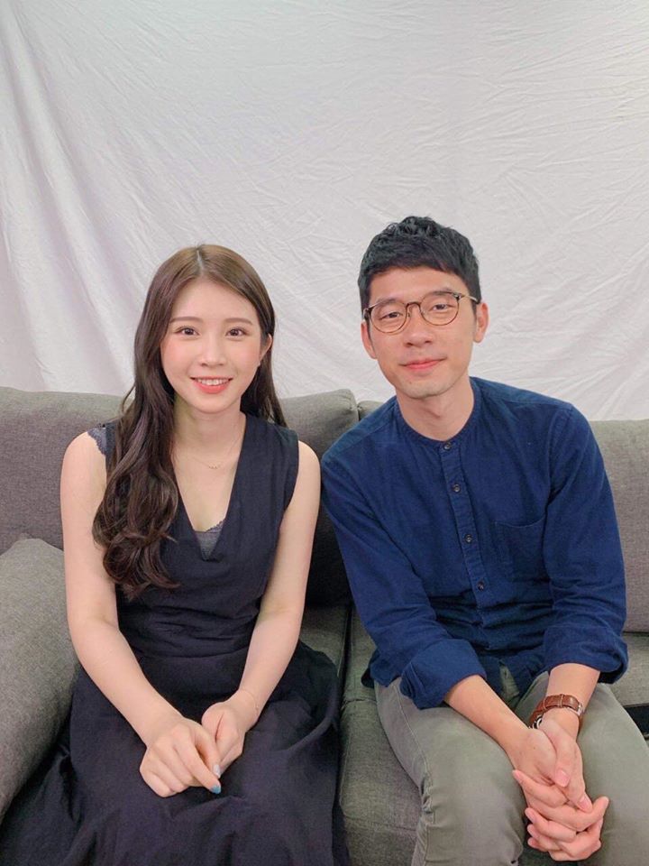 雞排妹1日晚間出席《蔡英文社群之夜ft.陳其邁——人蔘大邁進》活動，力挺香港，香港立法會前議員羅冠聰po出2人舊合照，發文感謝。 圖：翻攝自羅冠聰臉書