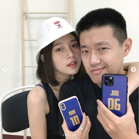 牛排和女友妮妮。 圖：翻攝自牛排Instagarm