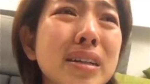從兒童台「葡萄姐姐」的女星米可白，6日深夜無預警宣布離婚。 圖：翻攝米可白臉書