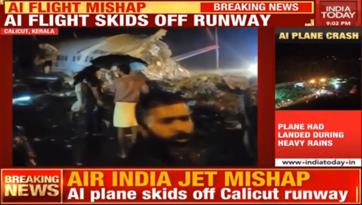印度快運航空客機衝出跑道並斷成兩截。 圖/翻攝自India Today