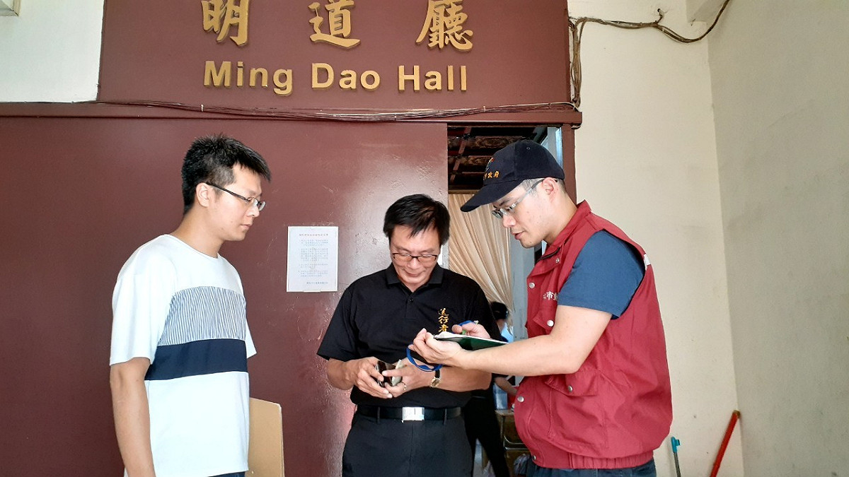 動保處聯合殯葬處使用「活禽動物登記表」登記。  圖：新北市動保處提供