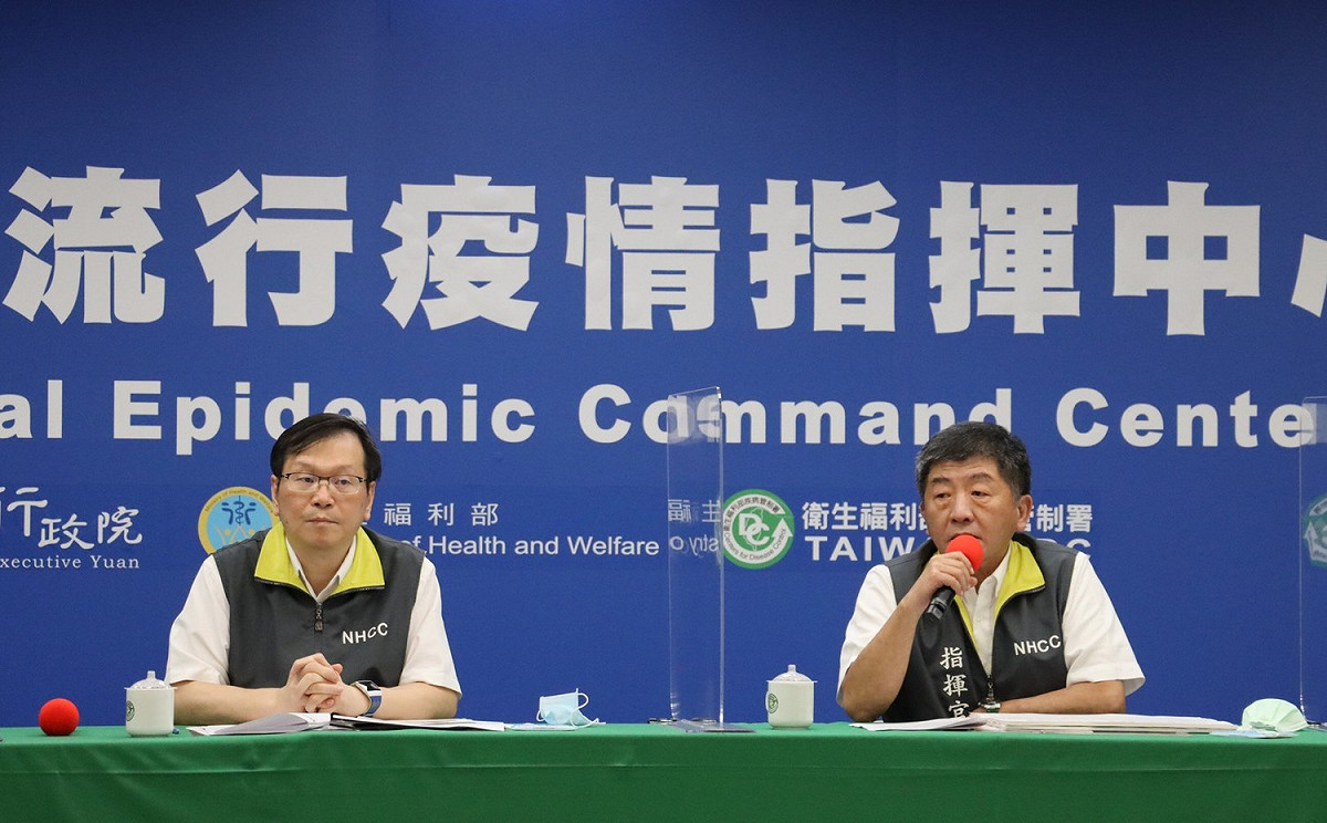 彰化縣衛生局採檢居家檢疫無症狀者，意外揪出確診者，指揮中心認為採檢有程序瑕疵，派政風單位介入調查。 圖：中央流行疫情指揮中心/提供
