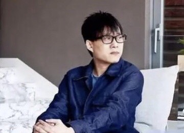 作詞人林夕目前移居台灣，他去年多次公開聲援香港「反送中」運動。 圖：翻攝微博