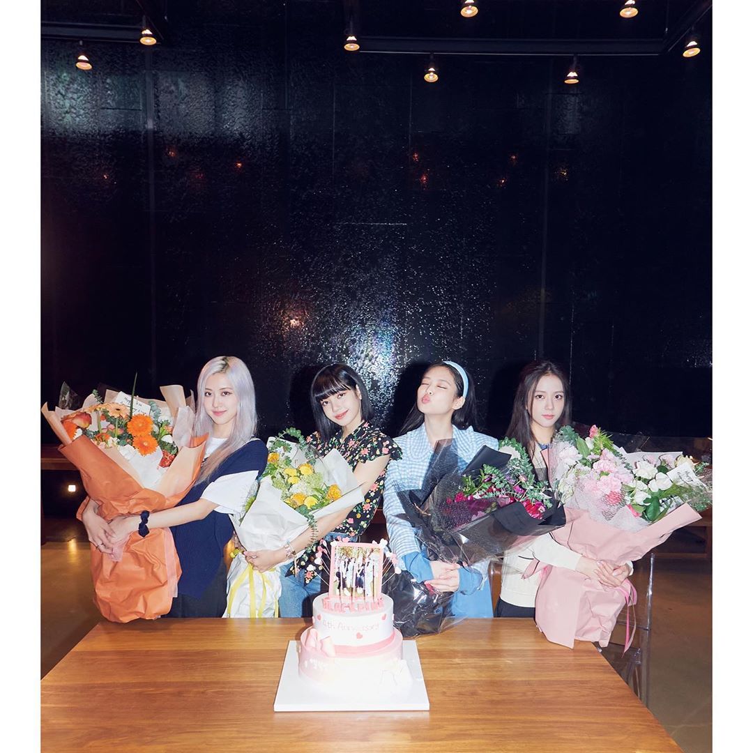 韓團BLACKPINK今宣布將於八月底攜手Selena Gomez帶來新單曲。 圖：翻攝自BLACKPINK IG