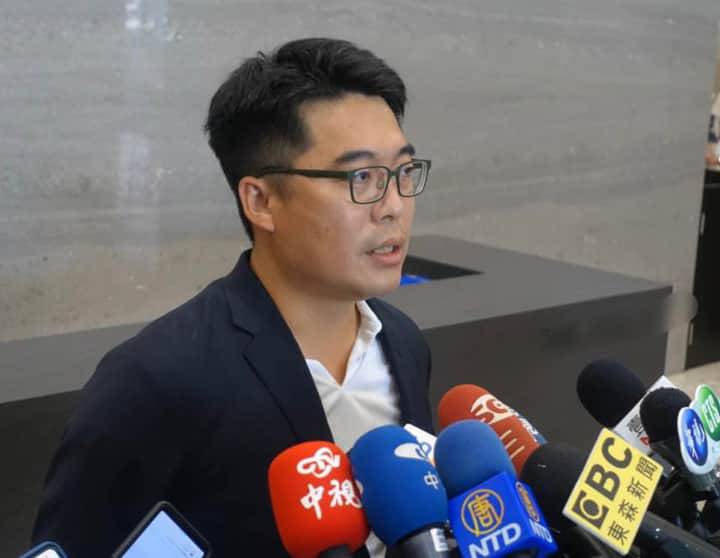 議員邱俊憲 圖：翻攝邱俊憲臉書