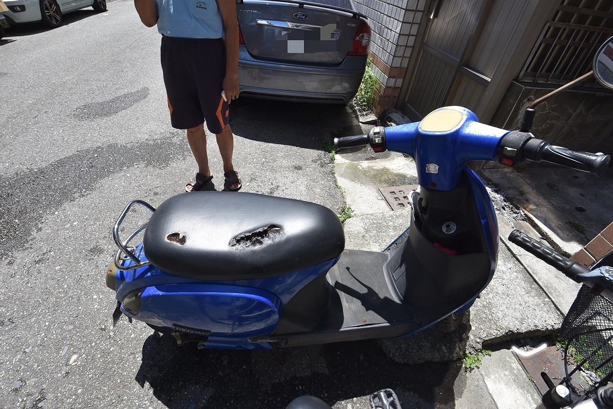 把桶裝水放機車上竟導致失火！ 圖：台東縣消防局/提供