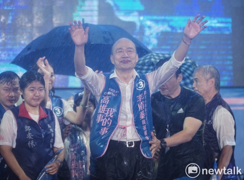 被罷免的前高雄市長韓國瑜為李眉蓁站台。 圖：張良一/攝