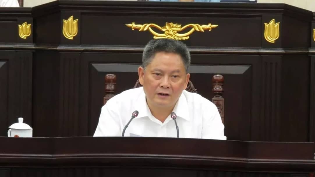 上海副市長兼公安局長龔道安涉嫌嚴重違法違紀，正接受中紀委國家監委審查、調查。他是中共19大後首名落馬的上海官員，也是今年第3名被調查的警界高官。 圖 : 翻攝自上海市政府網站