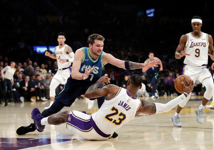 Luka Doncic、LeBron James。 圖／美聯社／達志影像