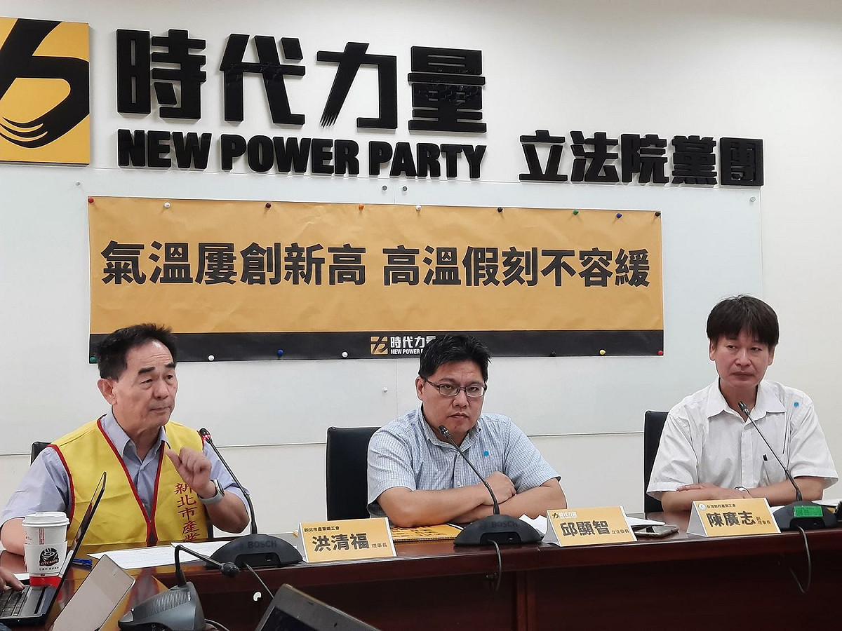邱顯智向勞動部呼籲，應盡速研擬高溫假。 圖:陳佩君/攝