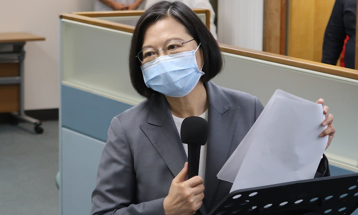 總統蔡英文19日出席民進黨中常會 圖：林朝億/攝
