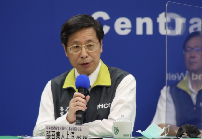 中央流行疫情指揮中心專家諮詢小組張上淳今（19）日針對比利時工程師感染武漢肺炎一案做說明。 圖：中央疫情指揮中心/提供