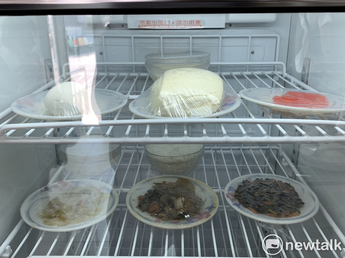 今天獄方準備的早餐及午餐菜色豐富，梁男都吃光光，胃口不錯。 圖：林昀真／攝