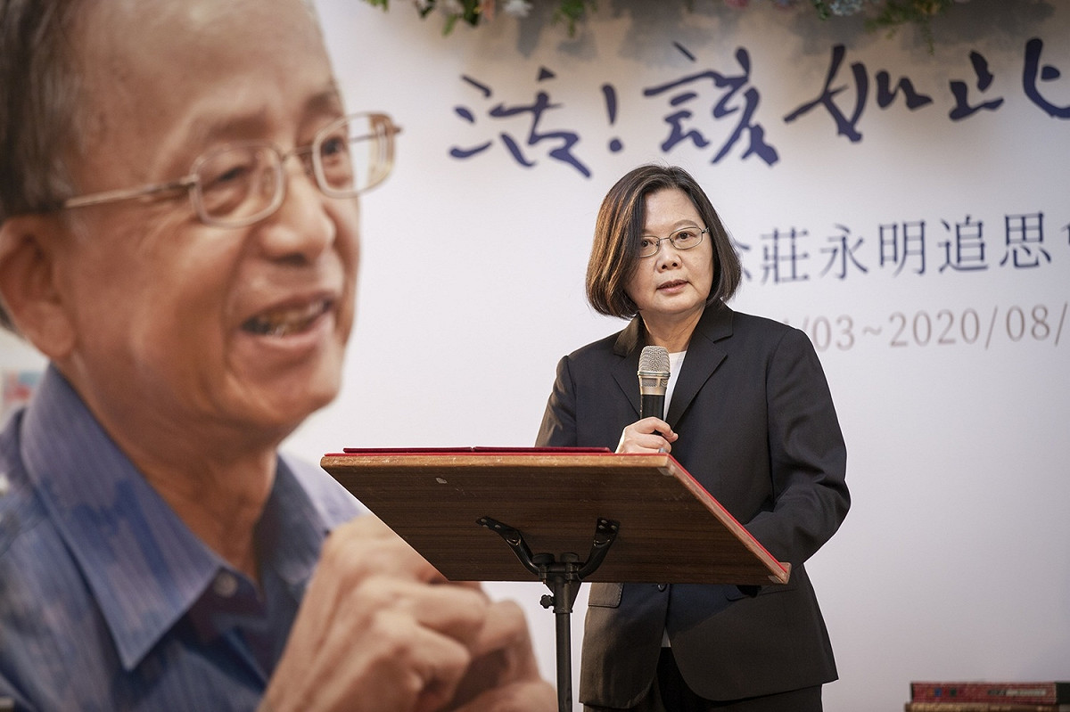 總統蔡英文23日出席史學專家莊永明追思會 圖：總統府提供
