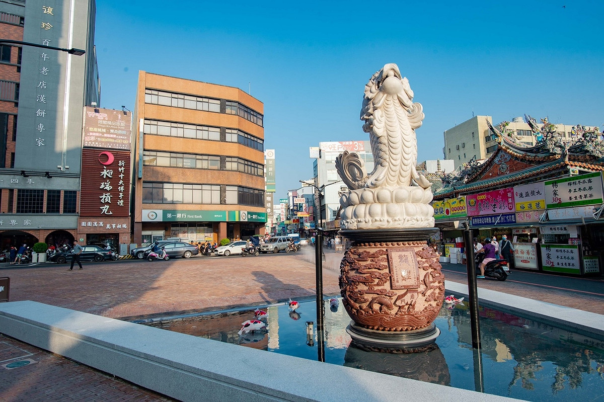 新竹市都城隍廟周遭即日起周休實施管制，打造行人徒步區。 圖：新竹市府／提供