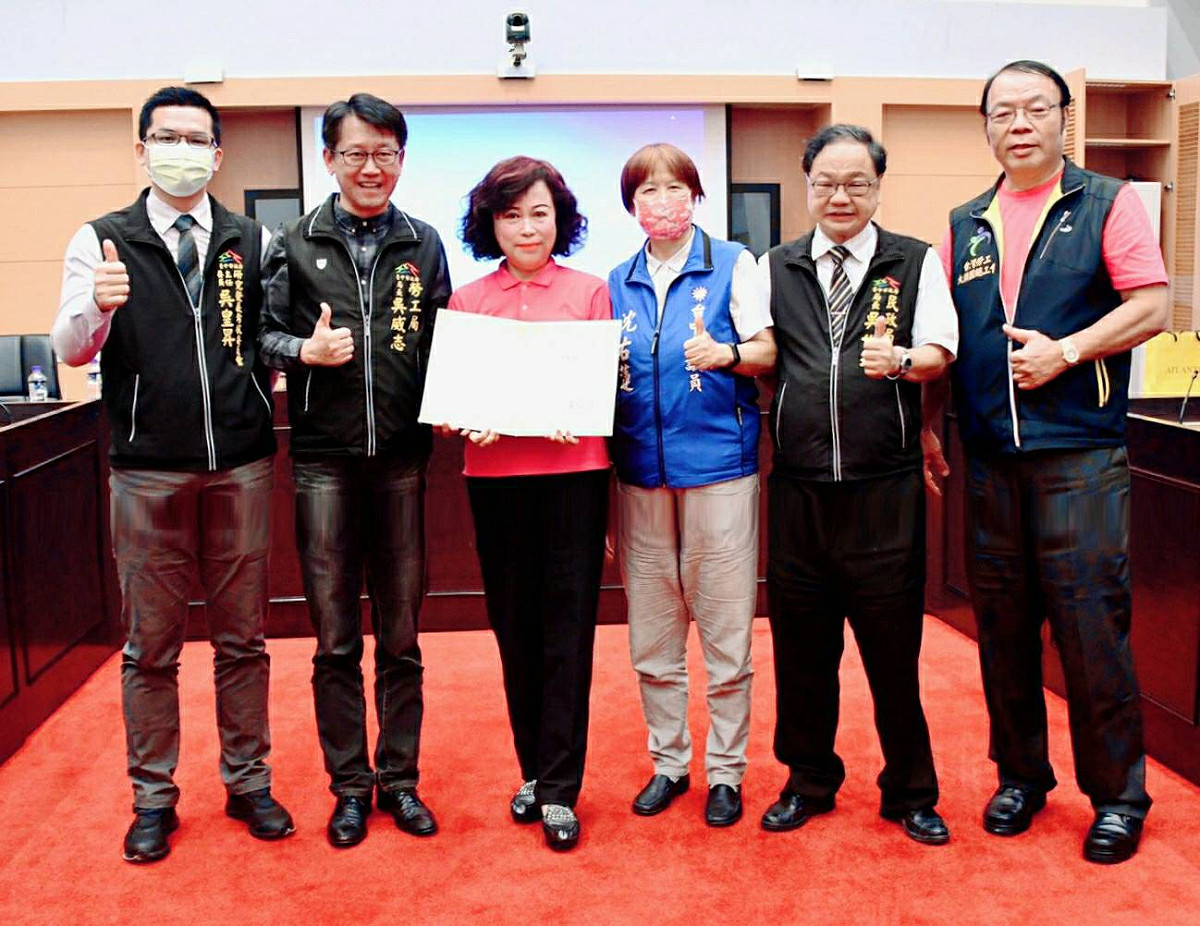 台灣勞工大聯盟總工會重視傳承，獲得相關首長肯定。 台灣勞工大聯盟總工會/提供