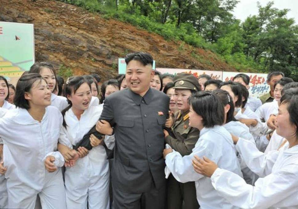 北韓第一美男金正恩昔日參與朝鮮青年節活動 圖：擷取自臉書