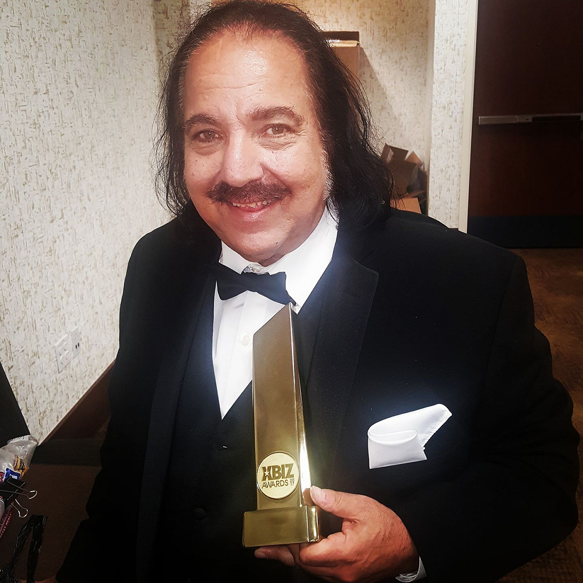 美國成人片男星羅恩・傑若米（Ron Jeremy）。 圖：翻攝自 Ron Jeremy 臉書