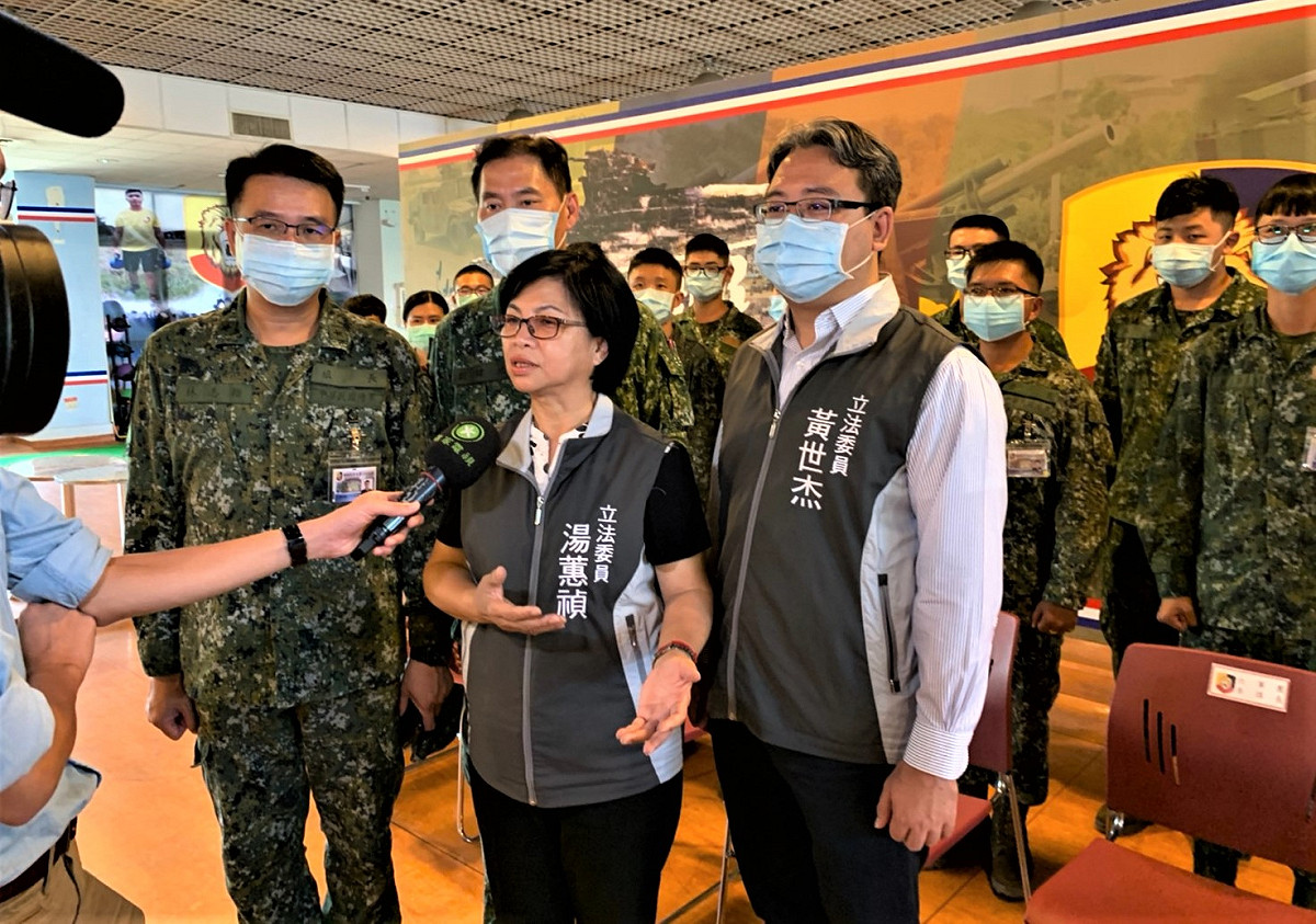 湯蕙禎參訪機步269旅。 圖:湯蕙禎辦公室提供