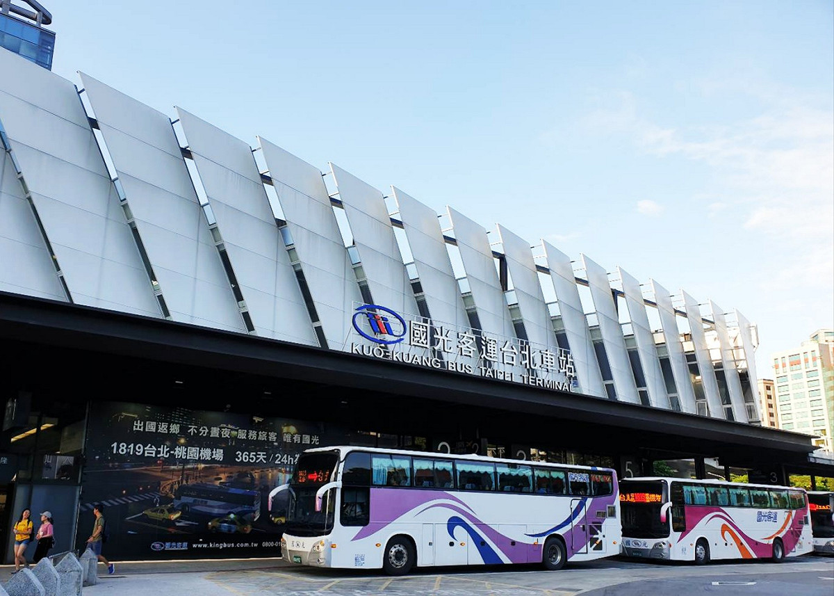 國光客運表示，中秋連假部分熱門時段座位已售出9成，是去年初疫情以來難得一見榮景。 圖：國光客運 提供(資料照)