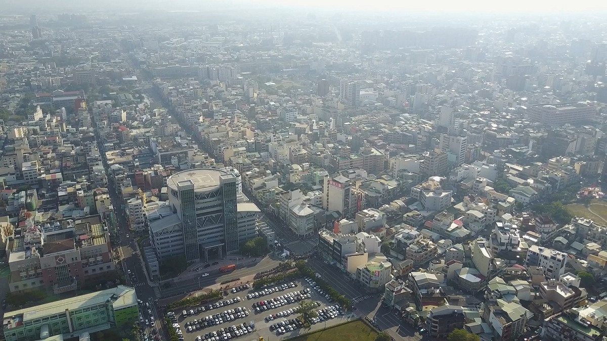 嘉義市政府首推建築物隔熱補助，幫民眾在炎炎夏日降溫又節電。 圖：嘉義市政府/提供