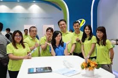 緯穎股價今天開低走低，盤中跌勢擴大，跌幅逾9%。 圖 : 翻攝自1111人力銀行