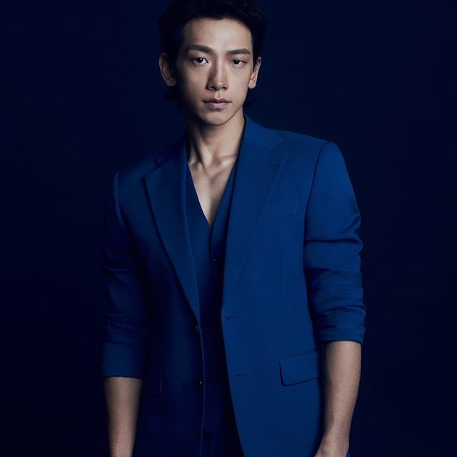 RAIN上節目坦承不想讓女兒結婚，展現出女兒傻瓜的模樣。 圖：翻攝自RAIN IG
