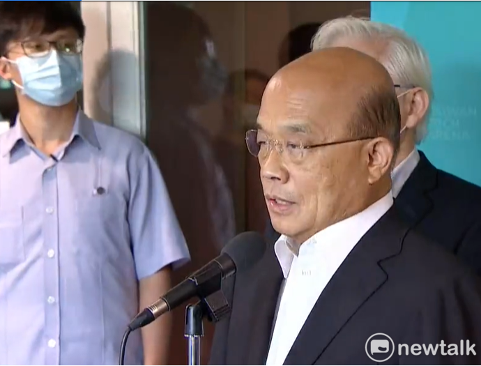 行政院長蘇貞昌今（8）天上午到台北小巨蛋，參訪TTA台灣科技新創基地前受訪。 圖：謝莉慧/攝