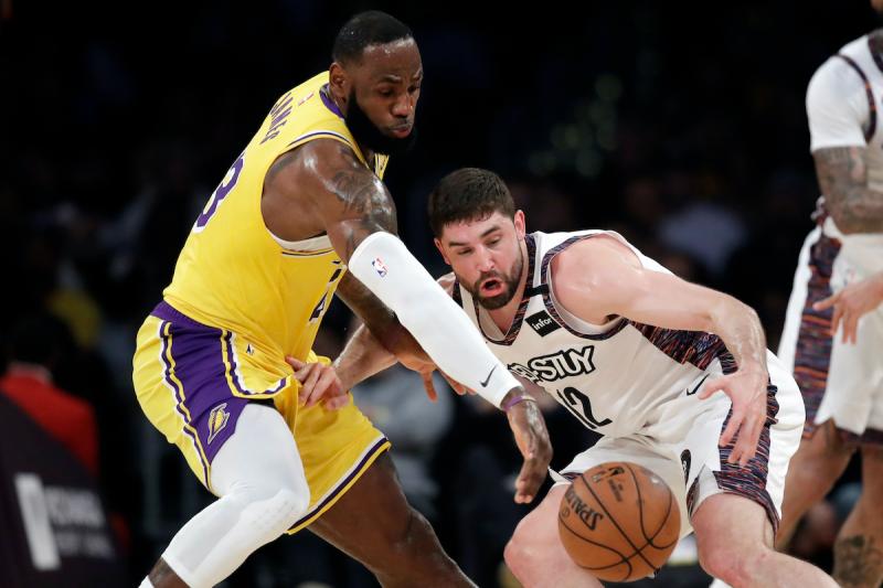 湖人超級球星LeBron James(左)。 圖／美聯社／達志影像