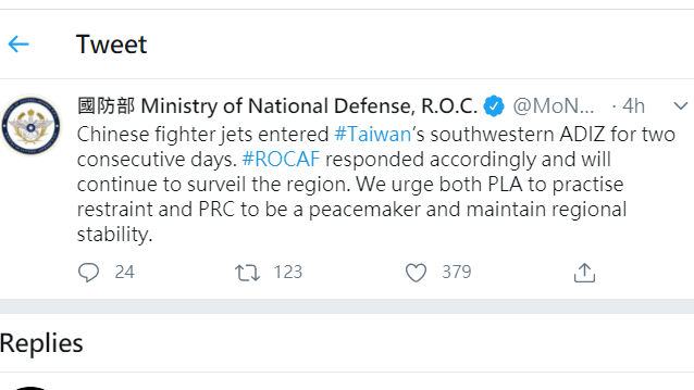 國防部罕見在推特上發文，呼籲中國民解放軍保持克制，維護區域穩定。 圖：擷取自推特Twitter