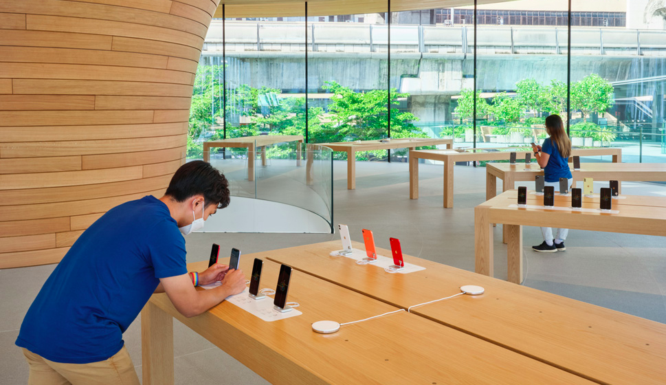 蘋果研發自家口罩Apple Face Mask提供旗下員工使用。 圖：取自蘋果官網