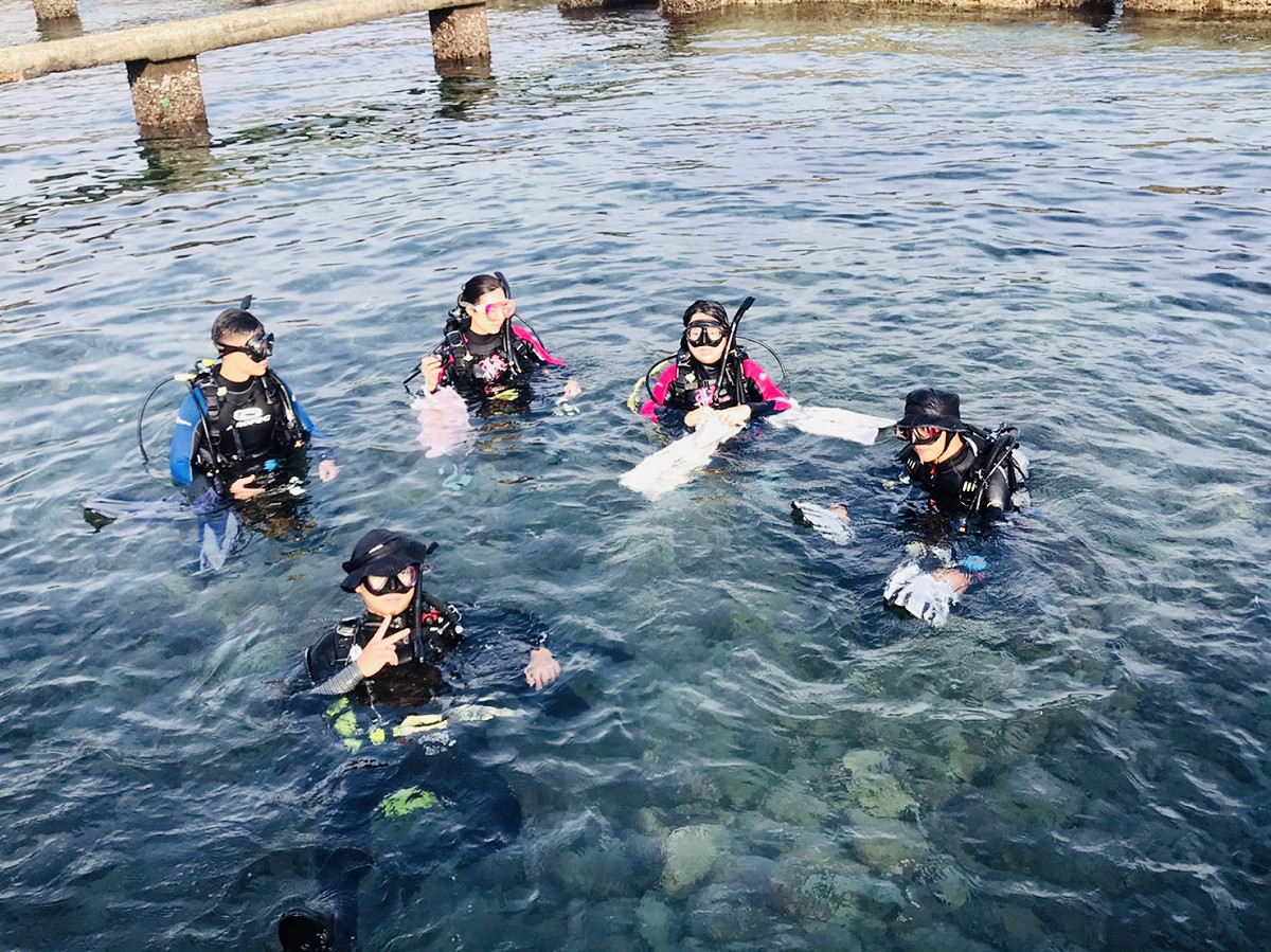 潛水團體響應淨海活動，守護海洋。  圖：新北市環保局提供