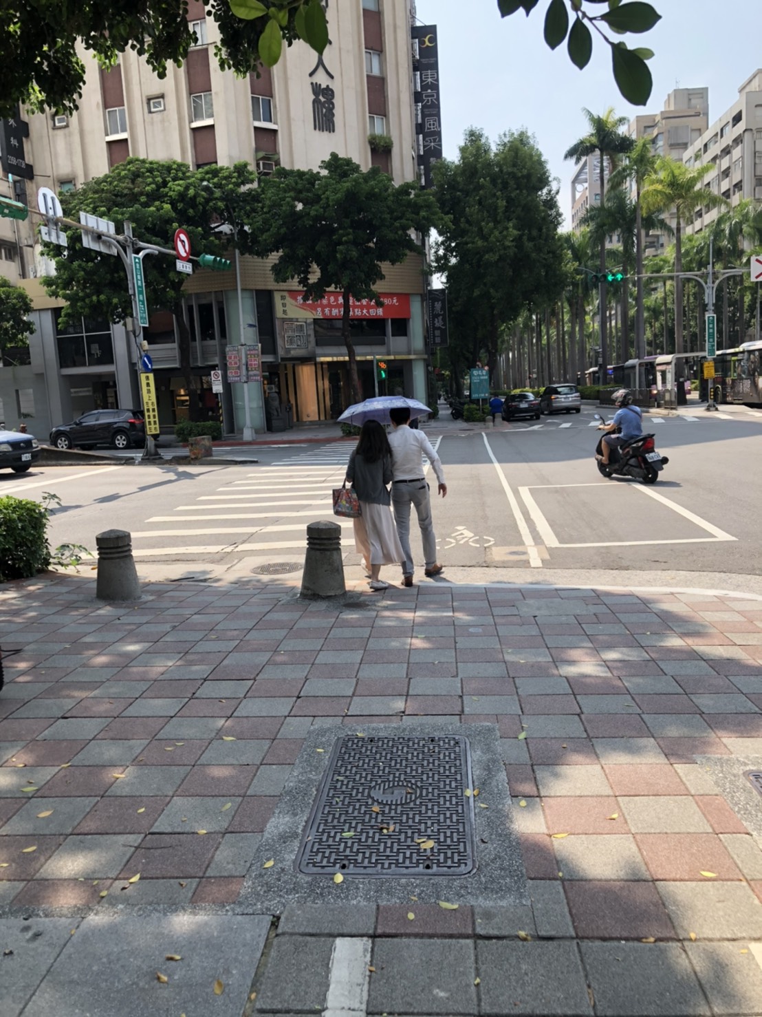 今天天氣穩定，氣象局針對6縣市發佈攝氏36度以上高溫特報。 圖：楊瑾錚/攝