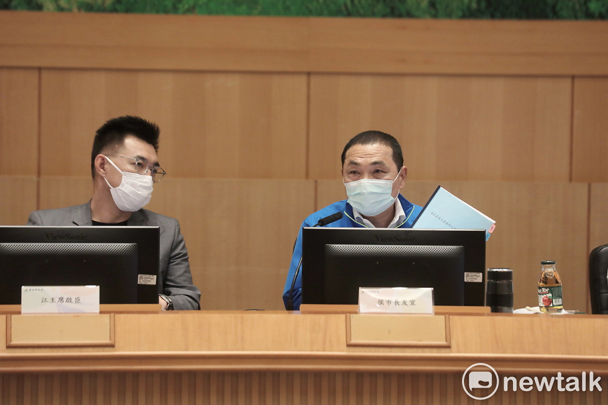 國民黨立院黨團21位立委與侯友宜舉行便當會，針對新北市建設交換意見。 圖：林昀真／攝