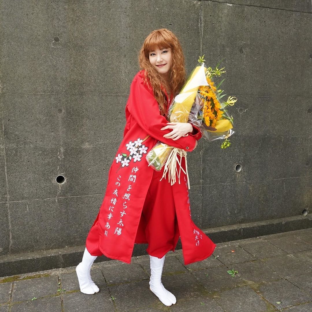 新垣結衣挑戰太妹造型，被網友一致認為還是很正。 圖：翻攝自IG @aragakiyui_fanspage