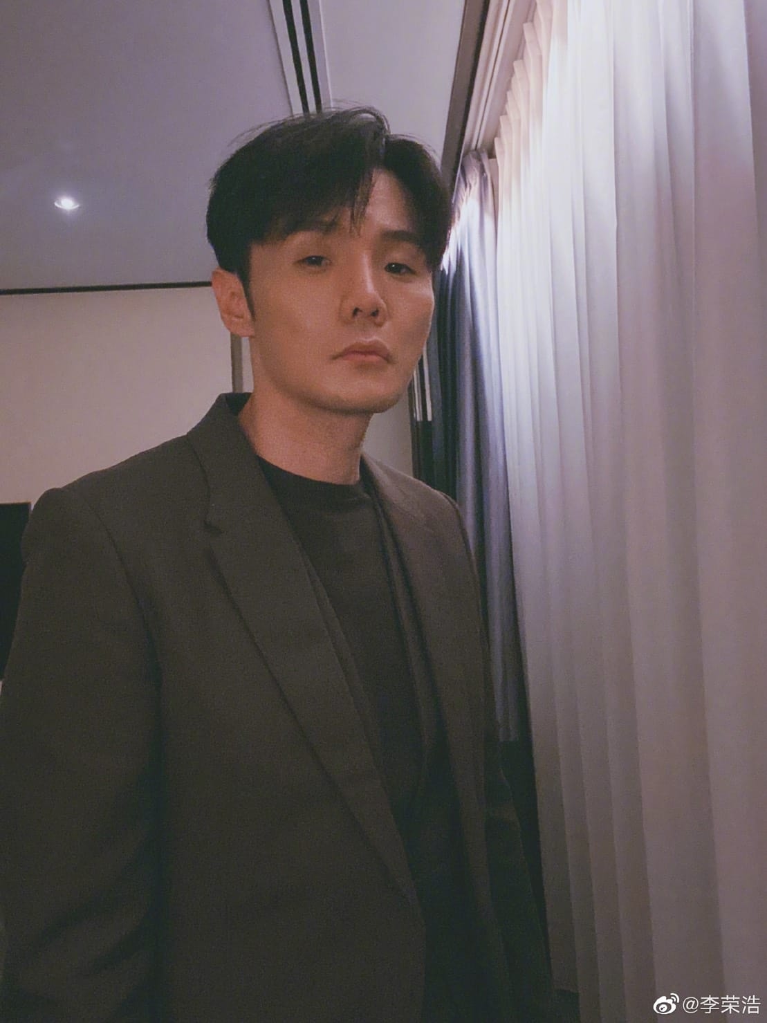 中國歌手李榮浩在微博上發文哀悼小鬼黃鴻升。 圖：翻攝微博