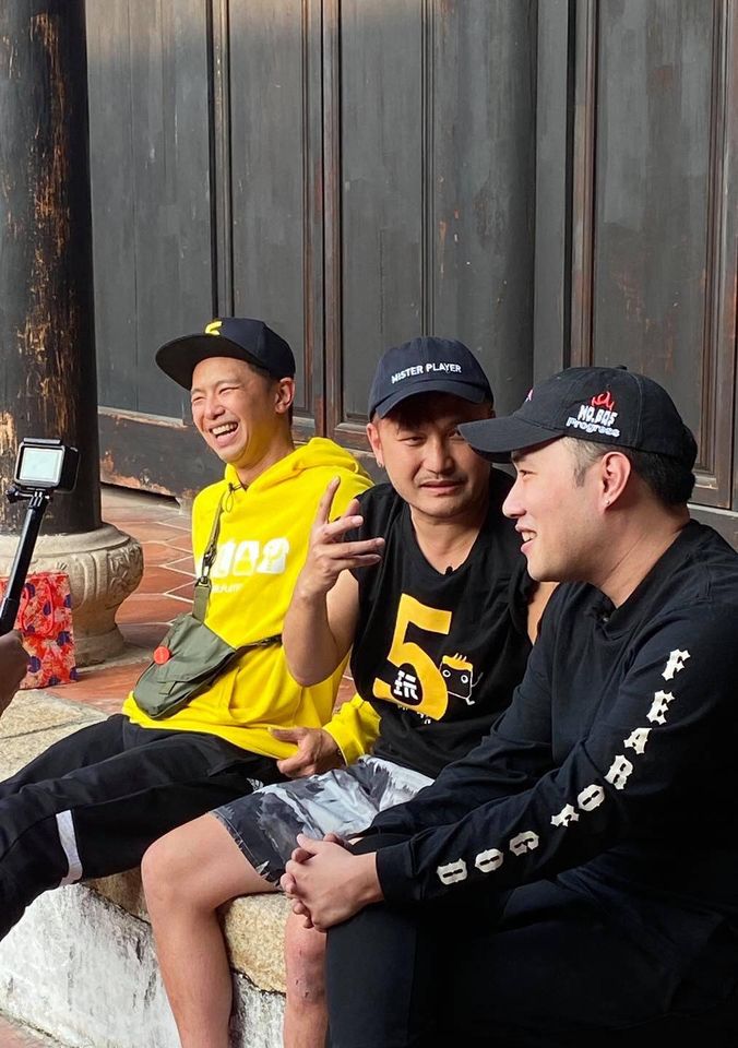小鬼(黃鴻升)驚傳猝逝，享年36歲。 圖:擷取自臉書
